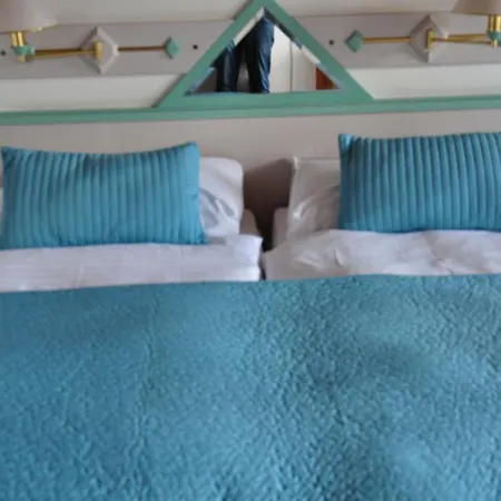 Bellevue Baeren & Restaurant Hotel 3*