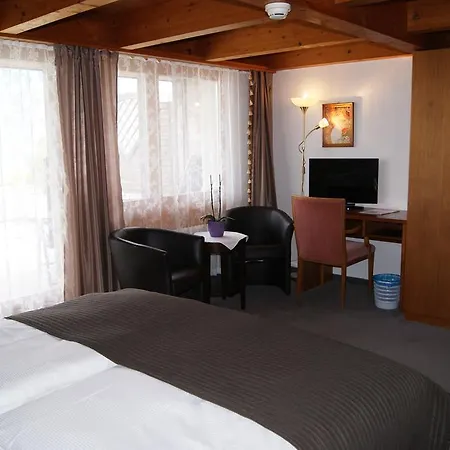 Bellevue Baeren & Restaurant Hotel