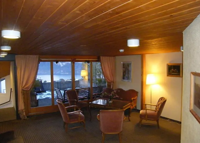 Bellevue Baeren & Restaurant Hotel