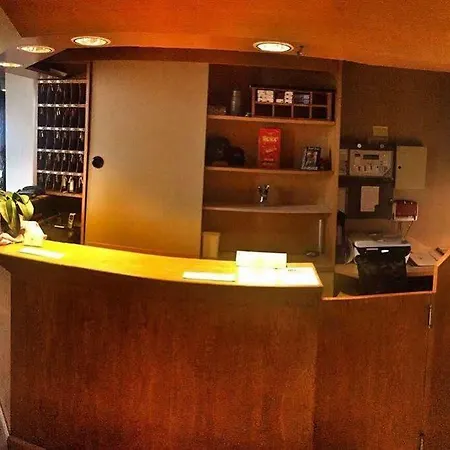 Bellevue Baeren & Restaurant 3* كراتيغين