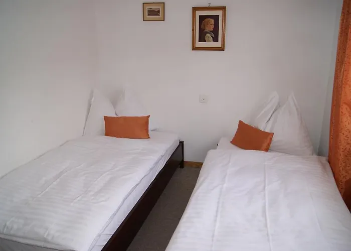 Bellevue Baeren & Restaurant 3* Krattigen